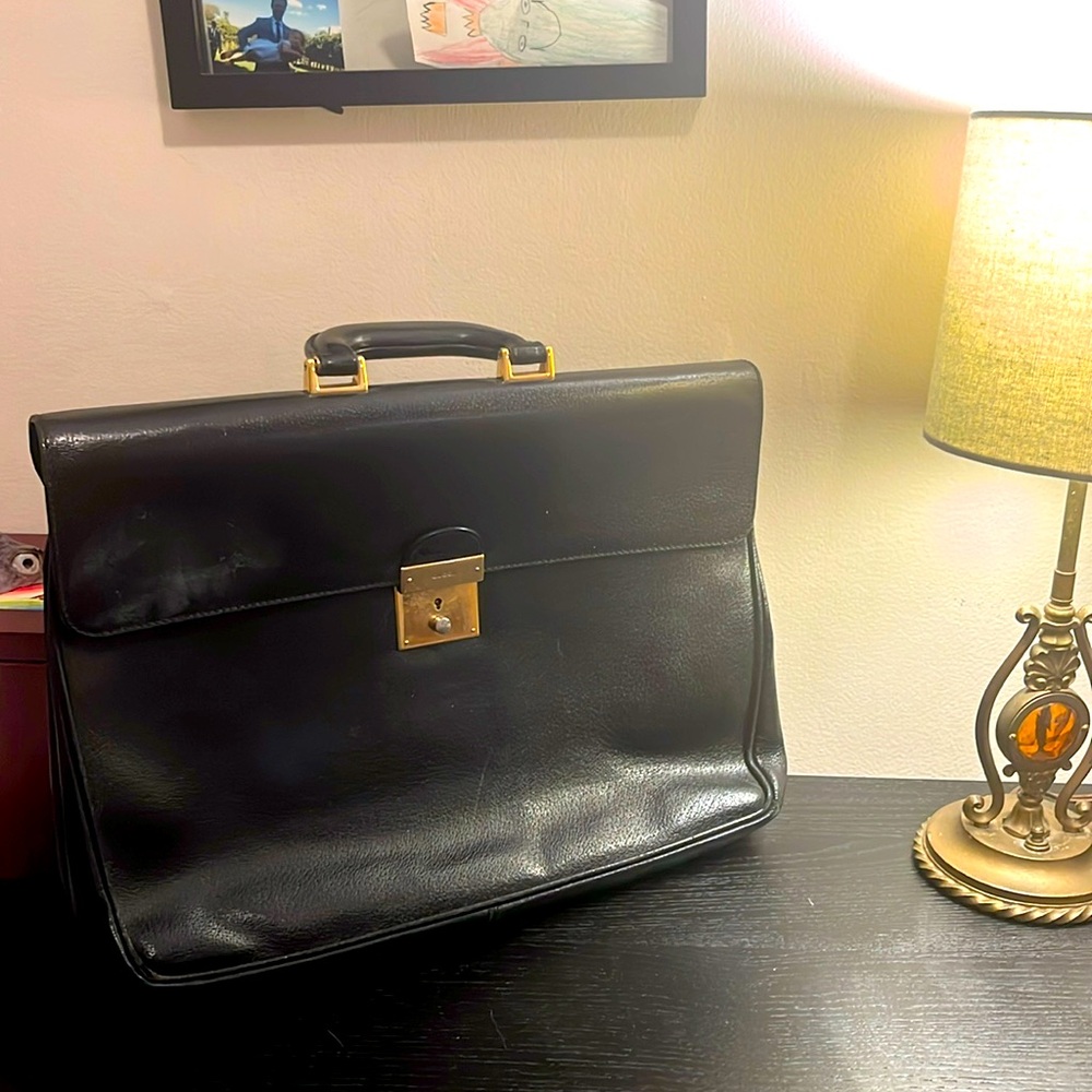 Vintage Gucci Black Briefcase with Serial Number